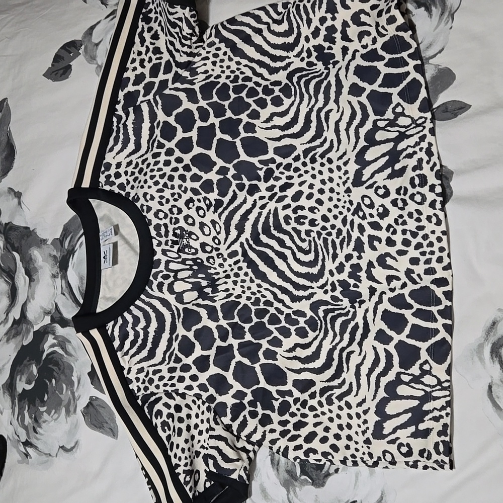 Adidas crop top